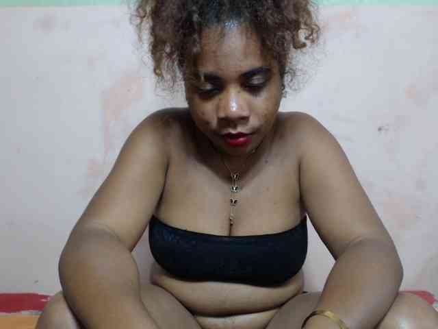 AlineEdena webcam