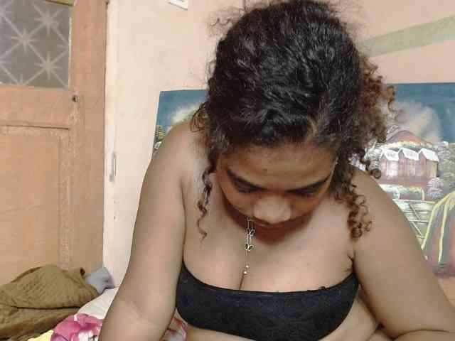 AlineEdena webcam