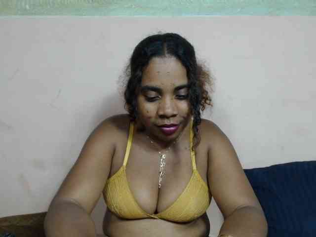AlineEdena webcam
