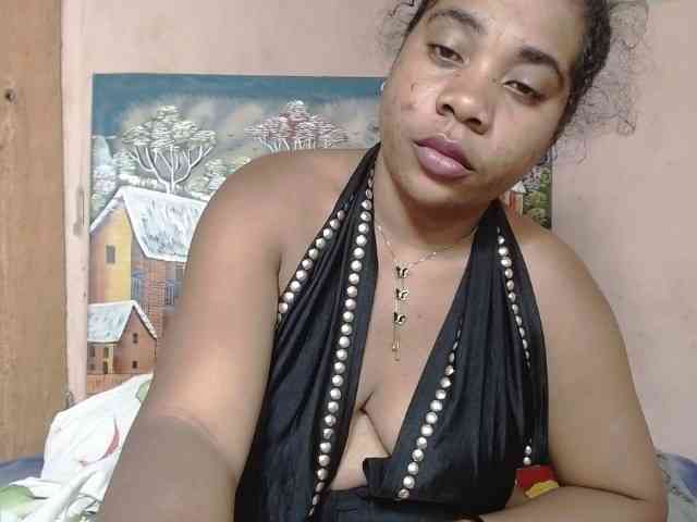 AlineEdena webcam