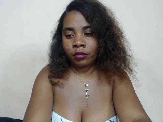 AlineEdena AlineEdena