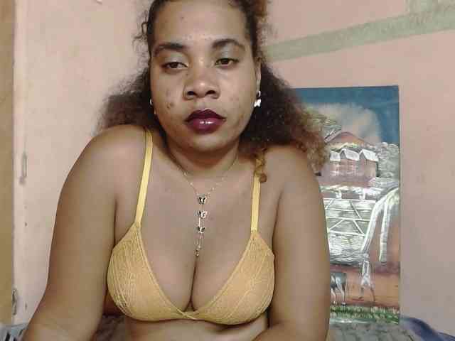 AlineEdena webcam