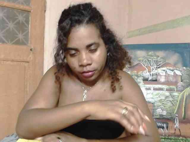 AlineEdena webcam