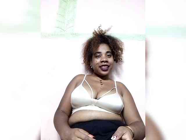AlineEdena webcam