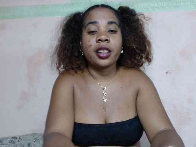 AlineEdena webcam
