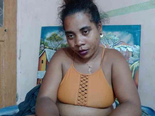 AlineEdena webcam