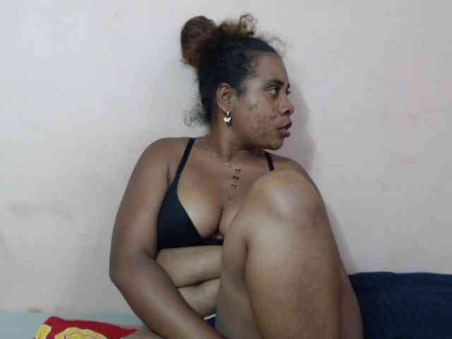 AlineEdena webcam