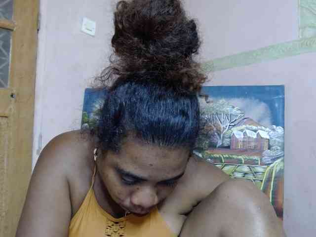 AlineEdena webcam
