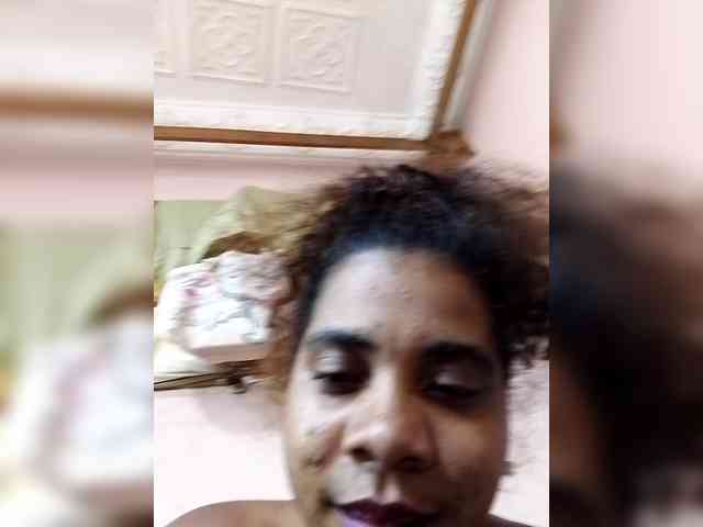 AlineEdena webcam