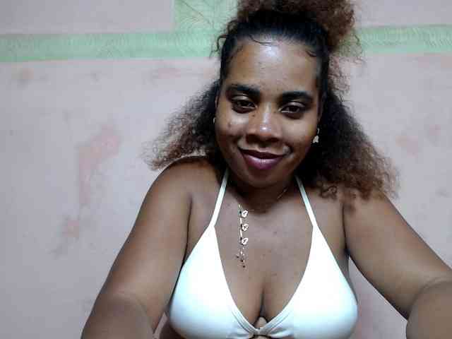 AlineEdena webcam
