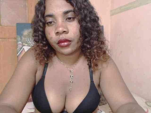 AlineEdena webcam