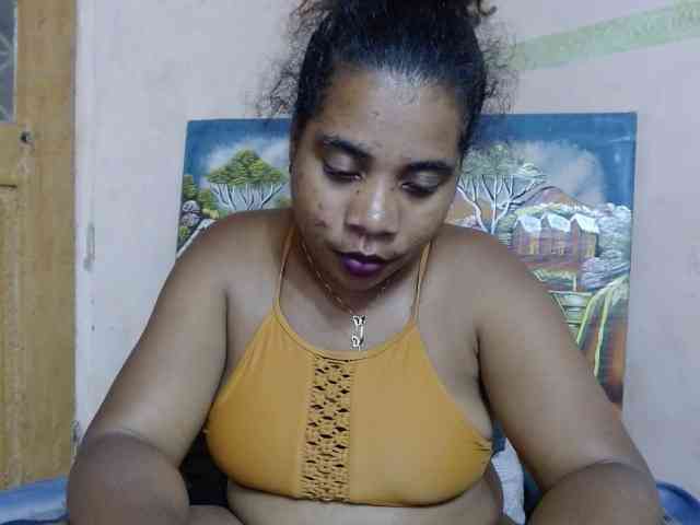 AlineEdena webcam