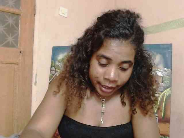 AlineEdena webcam