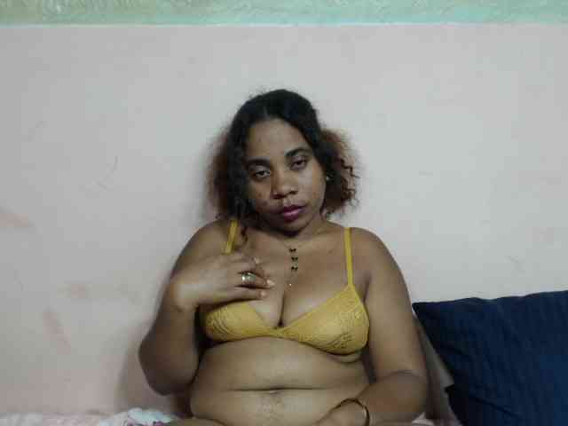 AlineEdena webcam