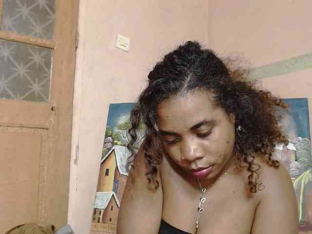 AlineEdena webcam