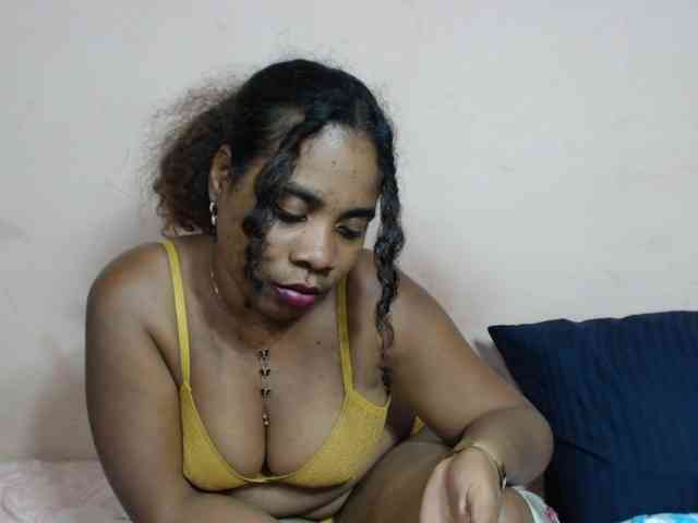 AlineEdena webcam