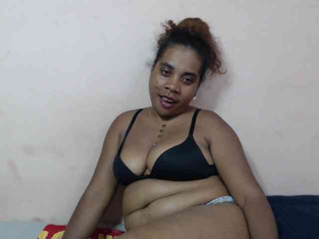 AlineEdena webcam