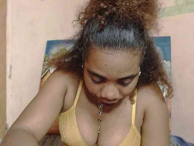 AlineEdena webcam