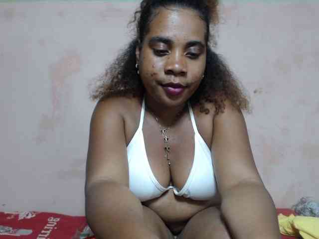 AlineEdena webcam