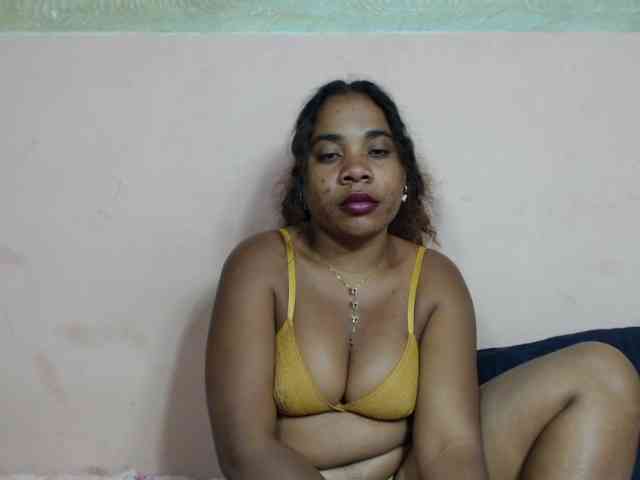 AlineEdena webcam