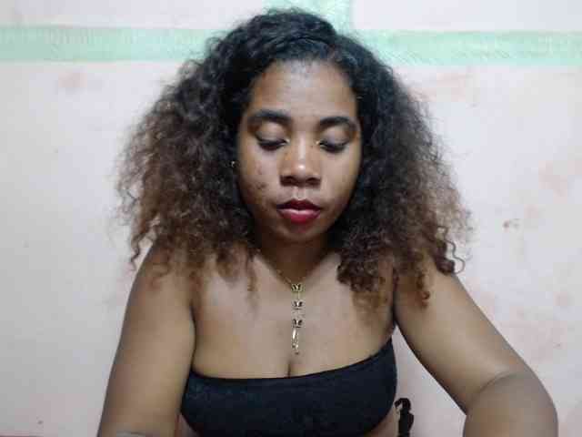 AlineEdena webcam