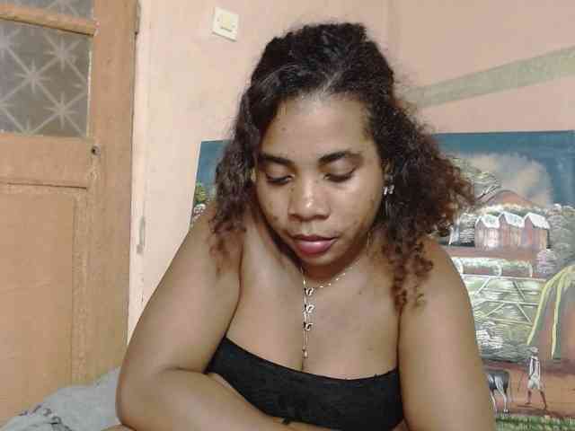 AlineEdena webcam