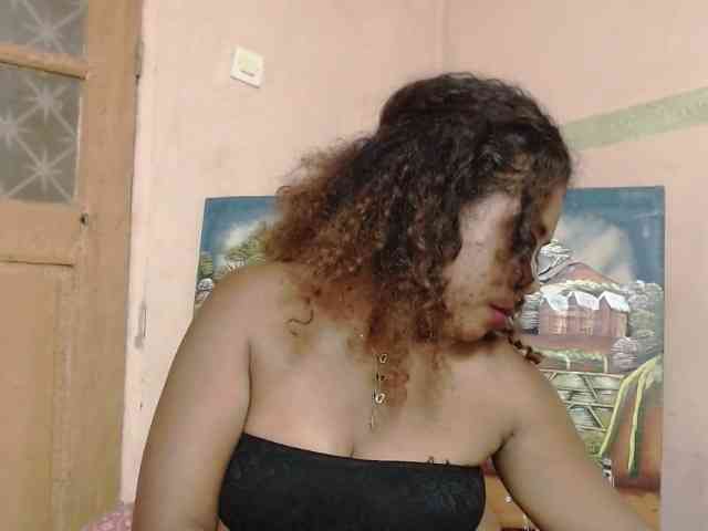 AlineEdena webcam