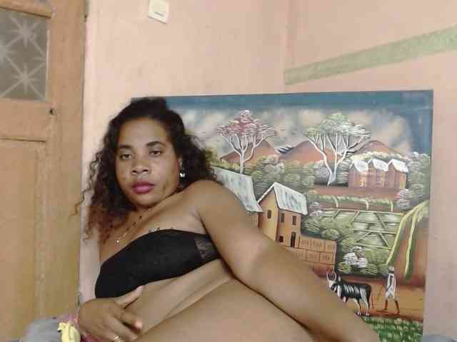 AlineEdena webcam