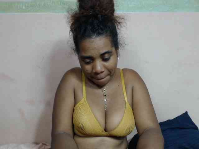 AlineEdena webcam