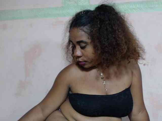 AlineEdena webcam
