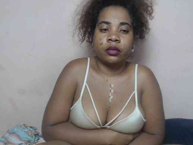 AlineEdena webcam