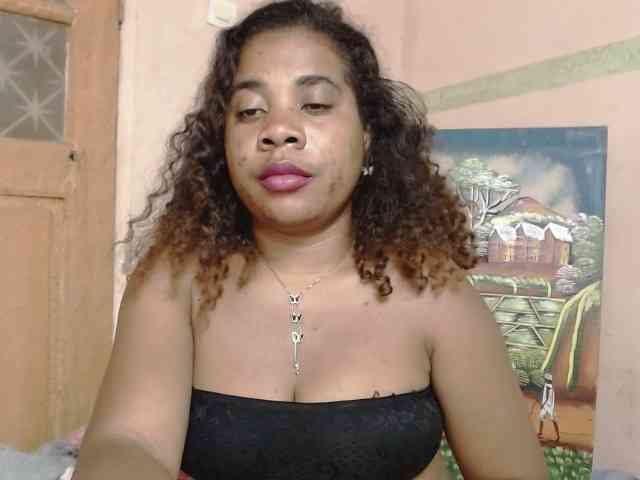 AlineEdena webcam