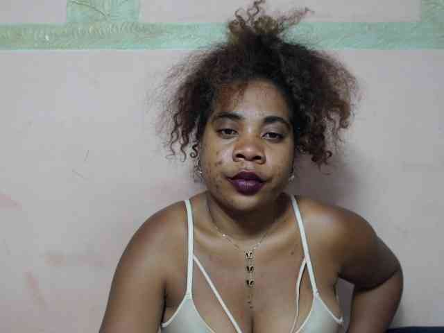AlineEdena webcam