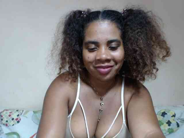 AlineEdena webcam
