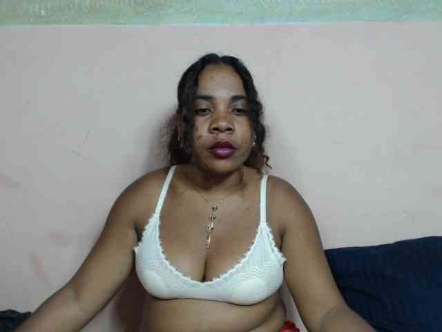 AlineEdena webcam