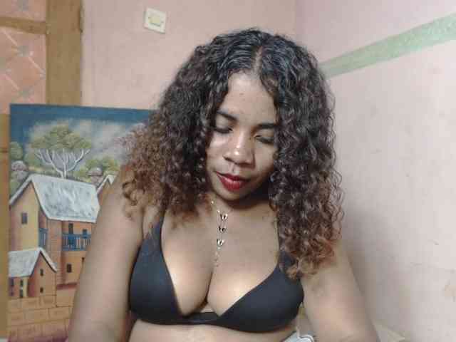 AlineEdena webcam