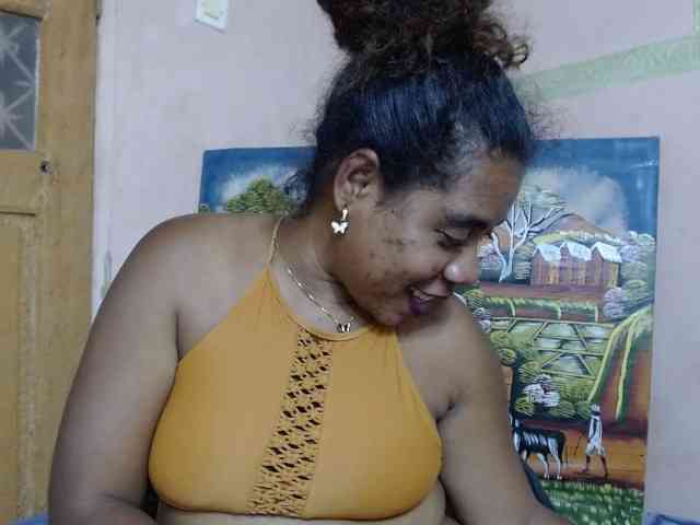 AlineEdena webcam