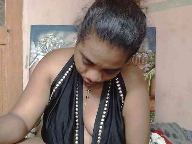 AlineEdena Live Webcam on BongaCams