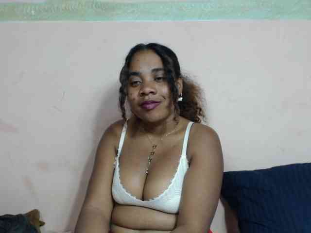 AlineEdena webcam