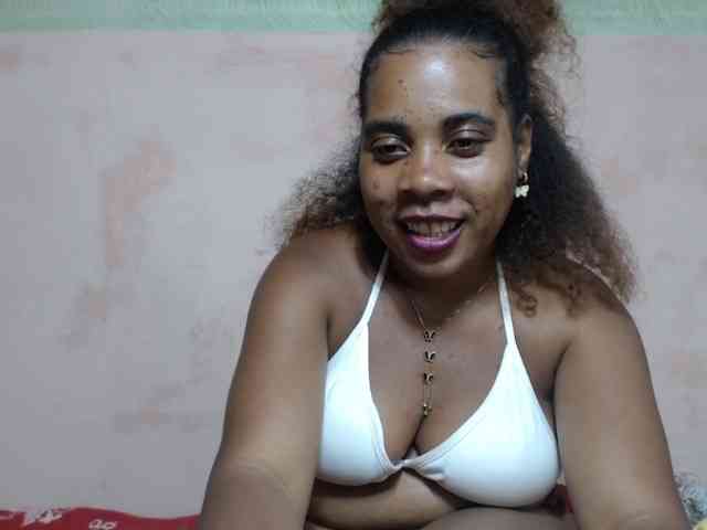 AlineEdena webcam