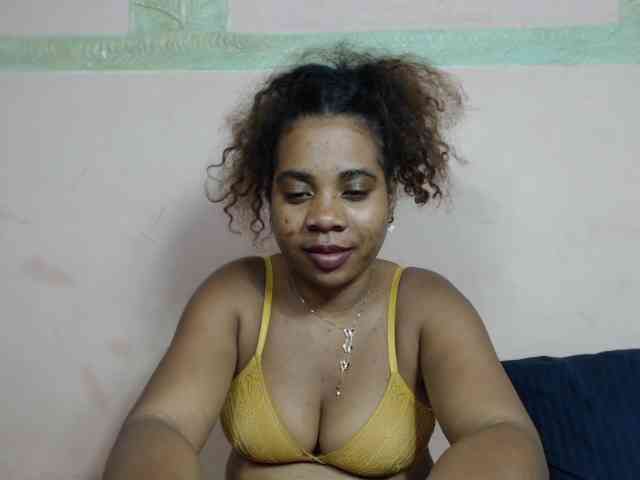 AlineEdena webcam