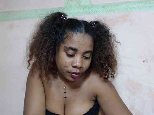AlineEdena webcam