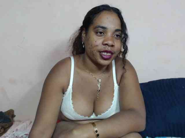 AlineEdena webcam
