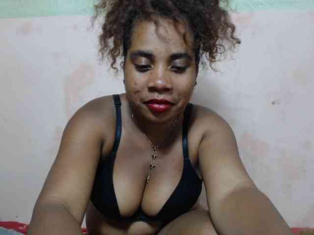 AlineEdena webcam