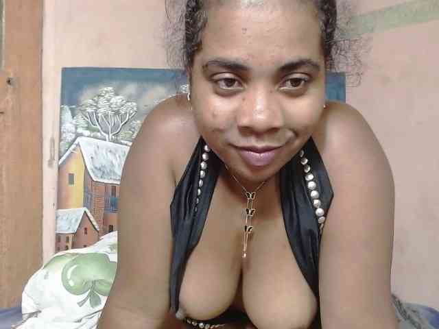 AlineEdena webcam