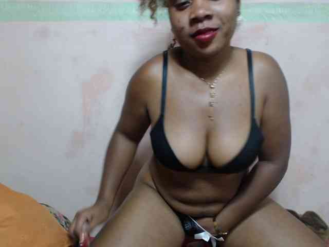 AlineEdena webcam