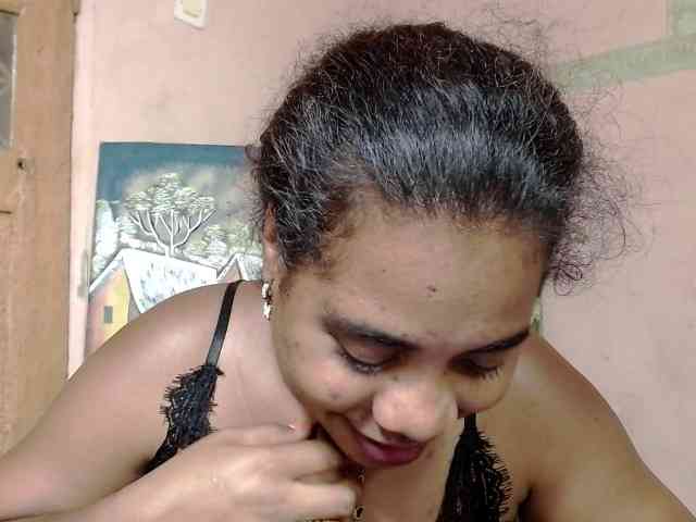 AlineEdena webcam