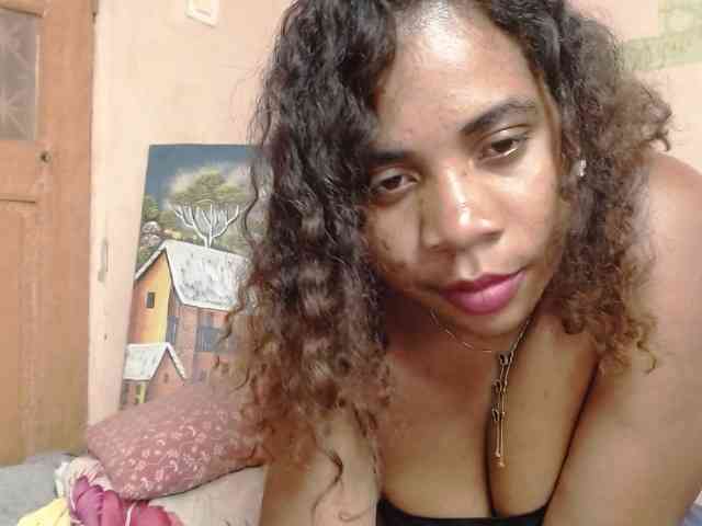 AlineEdena webcam