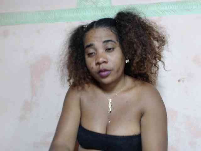 AlineEdena webcam