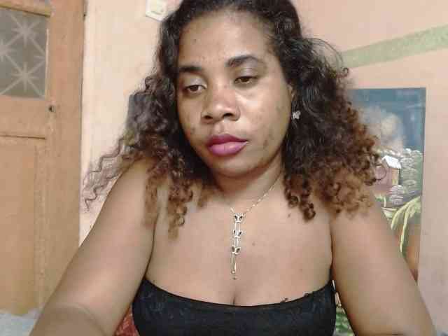 AlineEdena webcam